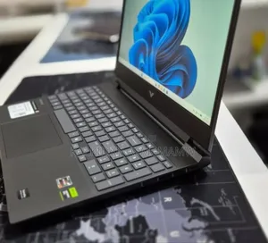 New Laptop HP Victus 16 16GB AMD Ryzen 7 SSD 512GB