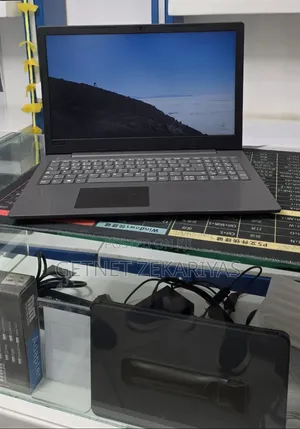 New Laptop Lenovo IdeaPad 520 8GB Intel Core i3 HDD 1T