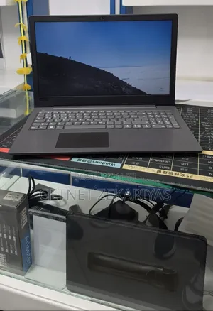 New Laptop Lenovo IdeaPad 520 8GB Intel Core i3 HDD 1T