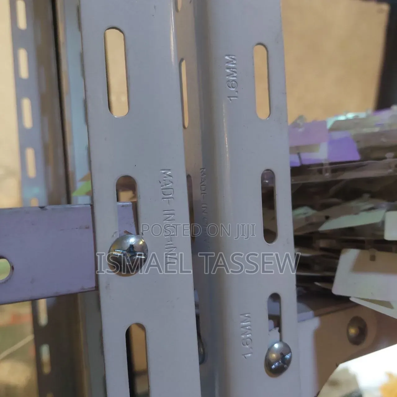 Shelve Metal