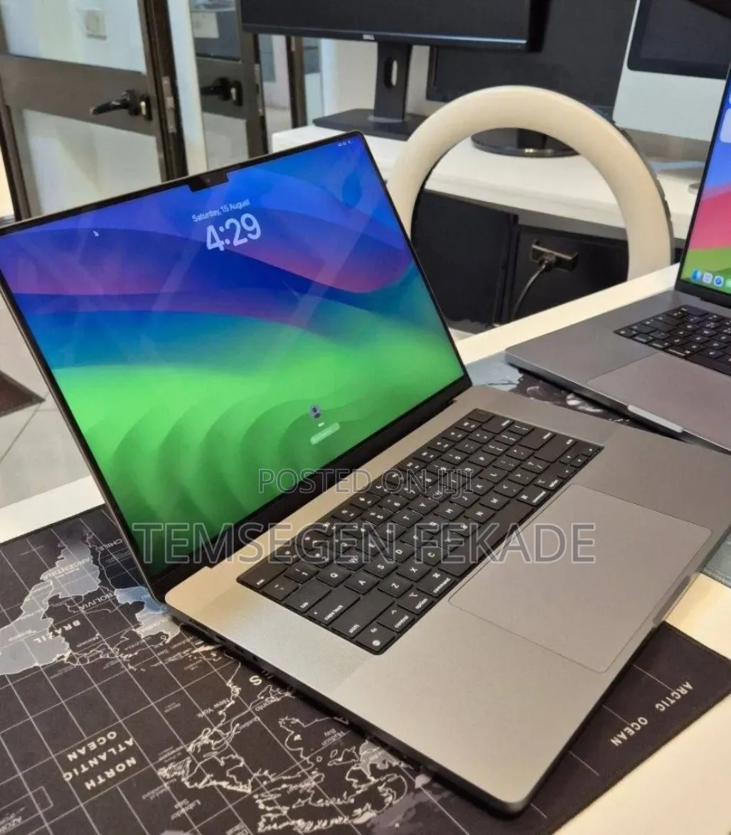 New Laptop Apple MacBook Pro 2021 M1 Max 32GB Apple M1 Max SSD 512GB