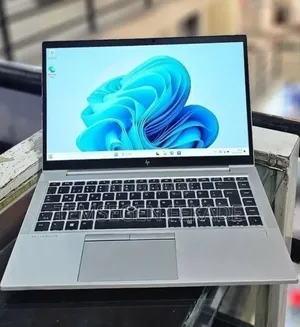 New Laptop HP EliteBook 840 G8 16GB Intel Core i5 SSD 512GB
