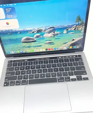 New Laptop Apple MacBook Pro 2019 8GB Intel Core i7 SSD 256GB