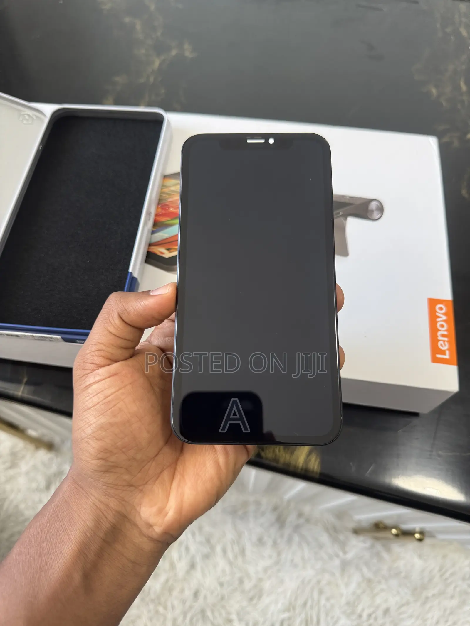 iPhone XR Original Cloud Screen