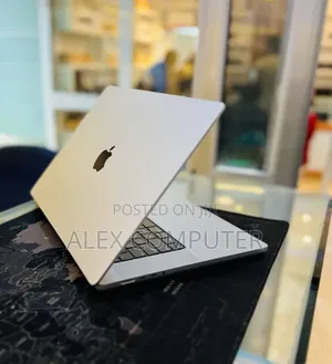 New Laptop Apple MacBook Pro 2021 M1 Max 16GB Apple M1 Max SSD 512GB
