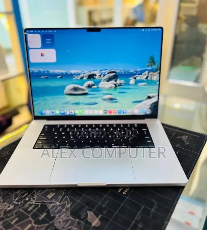 New Laptop Apple MacBook Pro 2021 M1 Max 16GB Apple M1 Max SSD 512GB