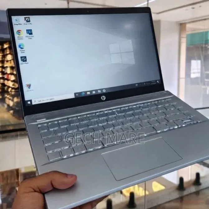 New Laptop HP Pavilion 15 16GB Intel Core i7 SSD 512GB