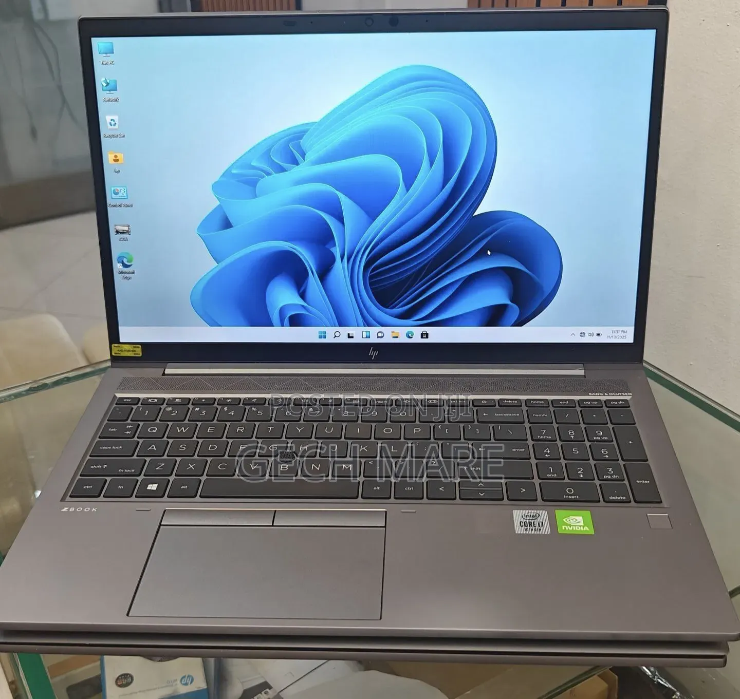 New Laptop HP ZBook 14 16GB Intel Core i7 SSD 512GB
