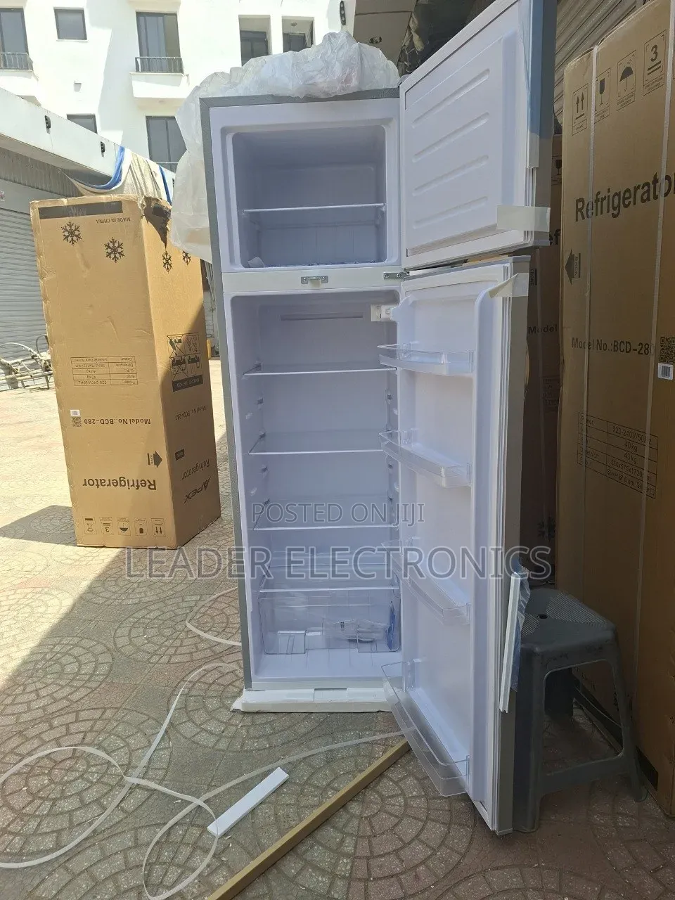 Apex Refrigerator 280