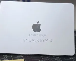 New Laptop Apple MacBook Air 2025 M4 16GB Apple M4 SSD 512GB