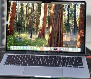 New Laptop Apple MacBook Air 2025 M4 16GB Apple M4 SSD 512GB