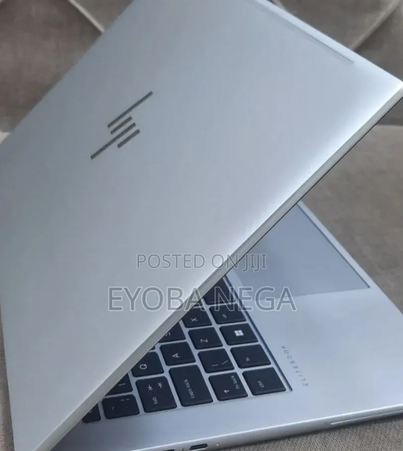 New Laptop HP EliteBook 840 G10 16GB Intel Core i7 SSD 512GB