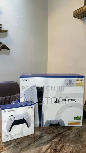 Ps5 Slim -With 2 Joystick Includes