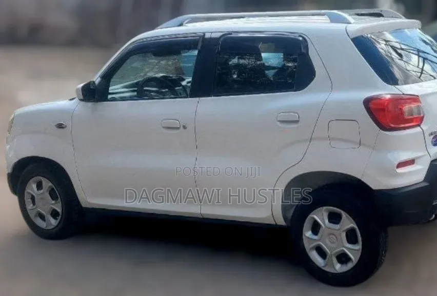 Suzuki S-Presso 2022 White