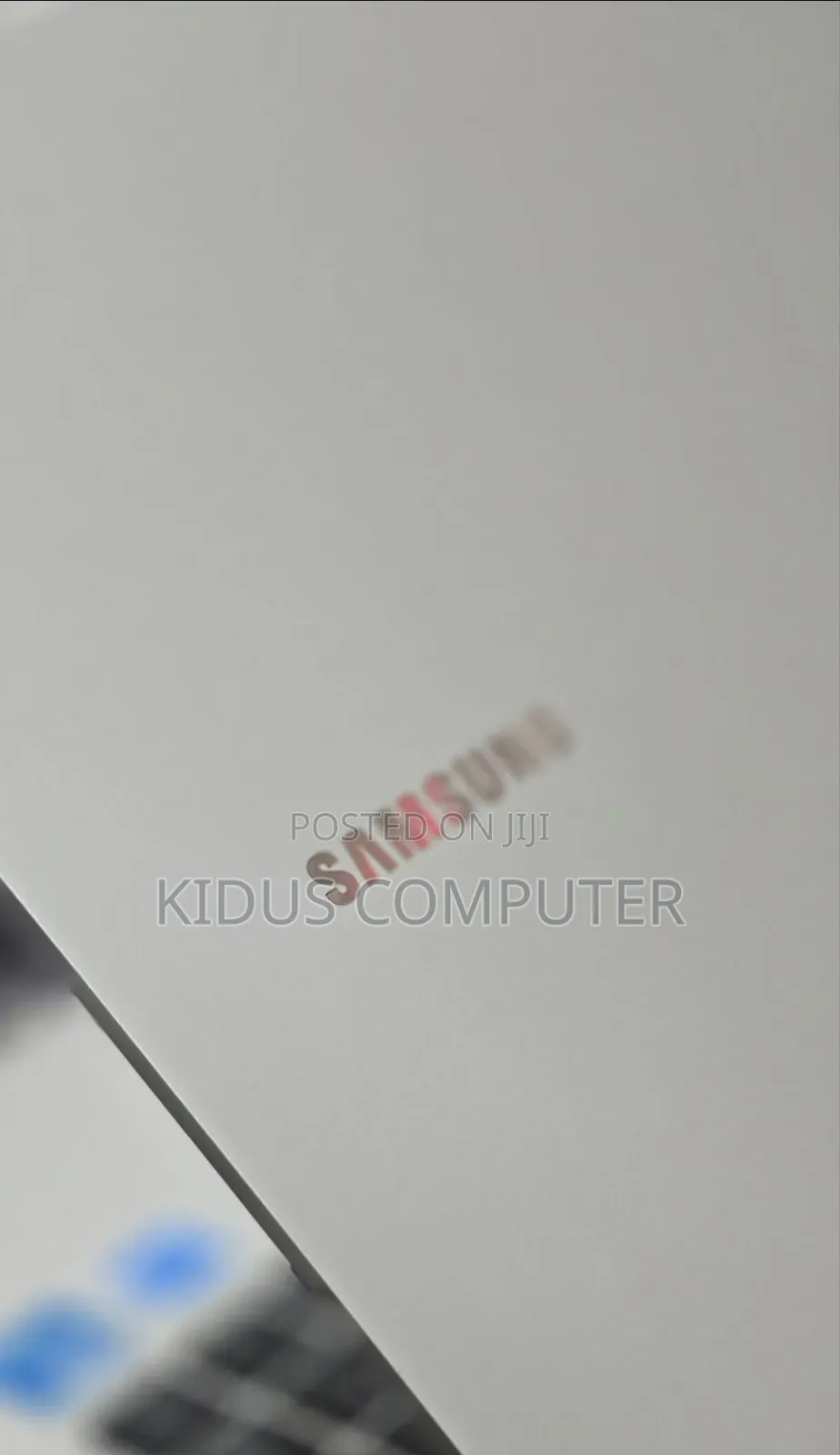 New Laptop Samsung Galaxy Book 2 16GB Intel Core 7 SSD 512GB