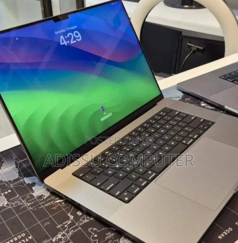 New Laptop Apple MacBook Pro 2021 M1 Max 32GB Apple M1 Max SSD 512GB