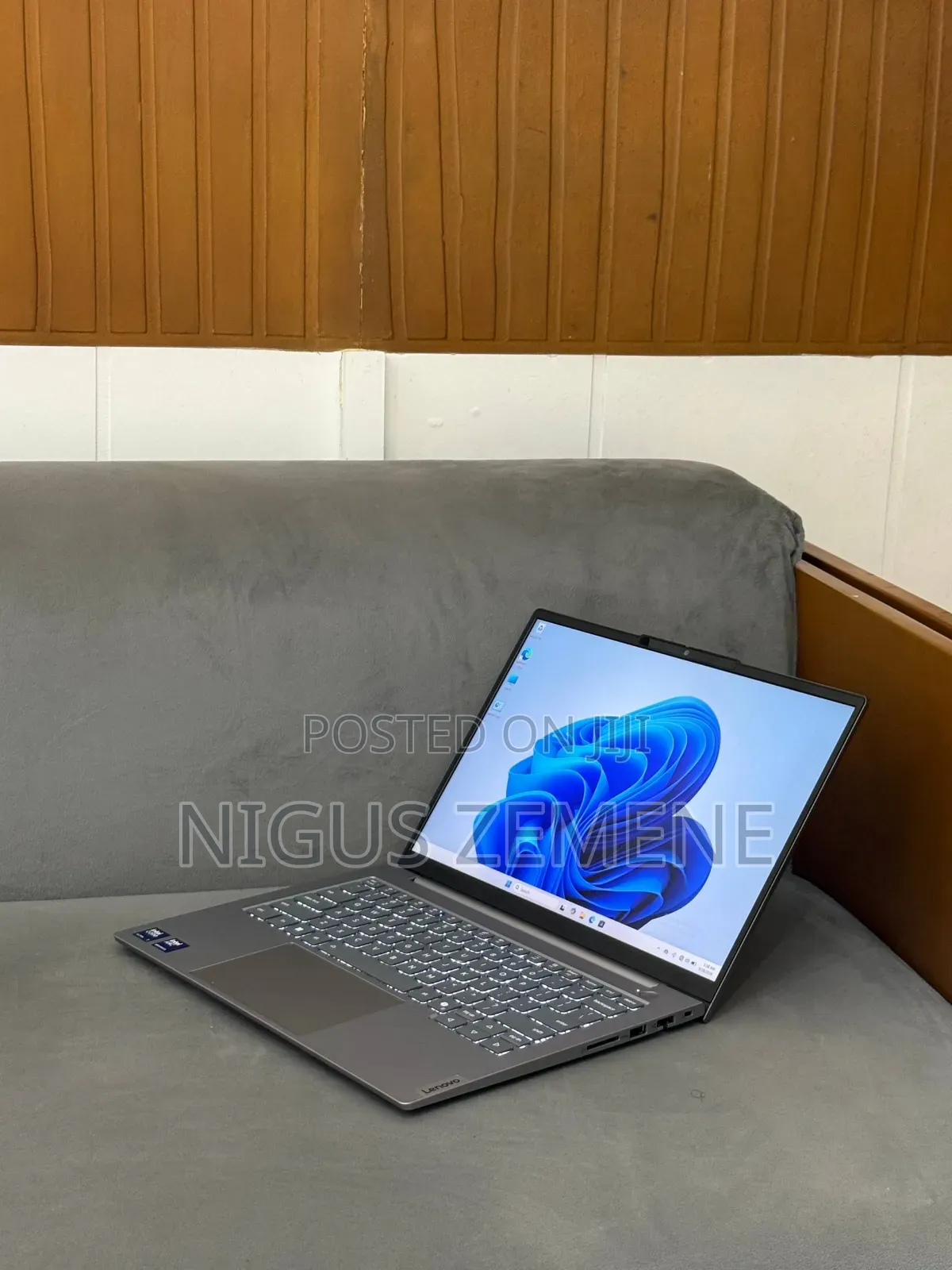 New Laptop Lenovo ThinkBook 13 32GB Intel Core Ultra 7 SSD 1T