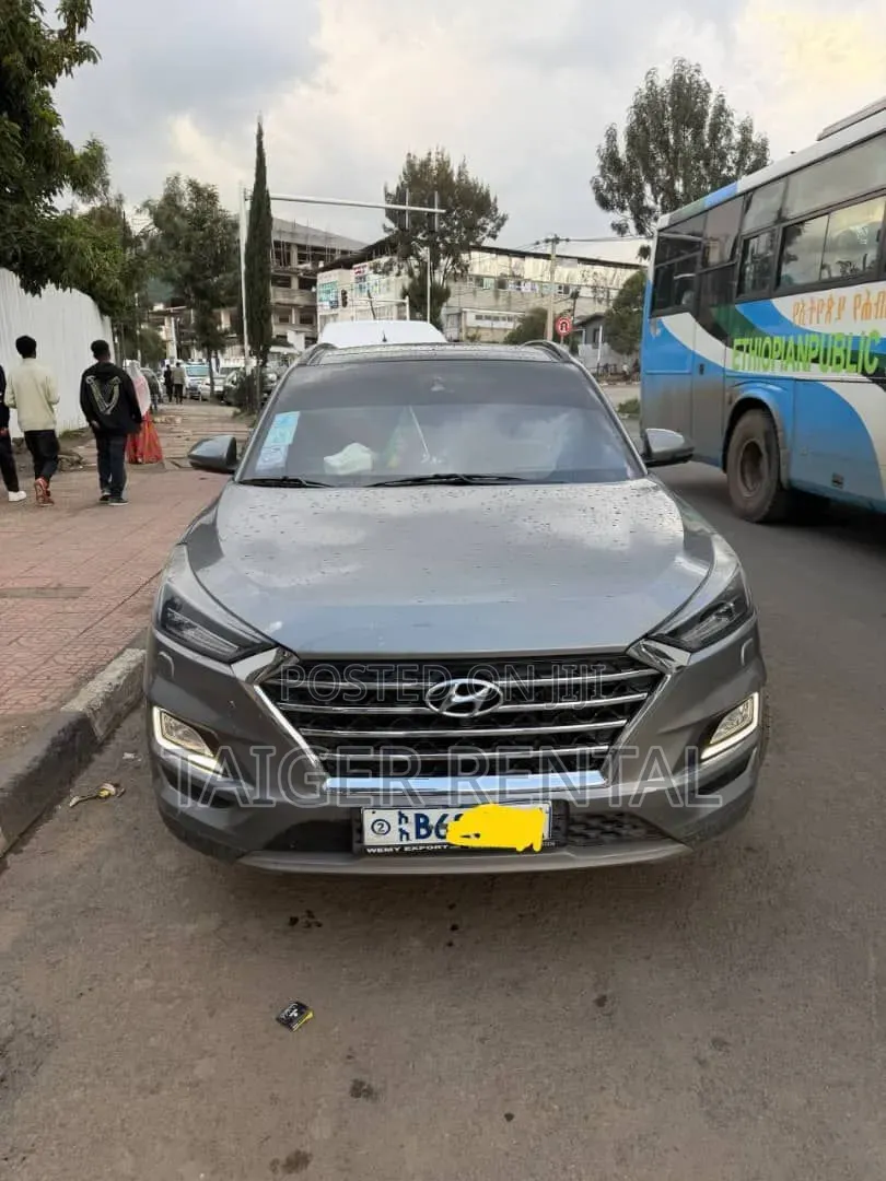 Hyundai Tucson Rent