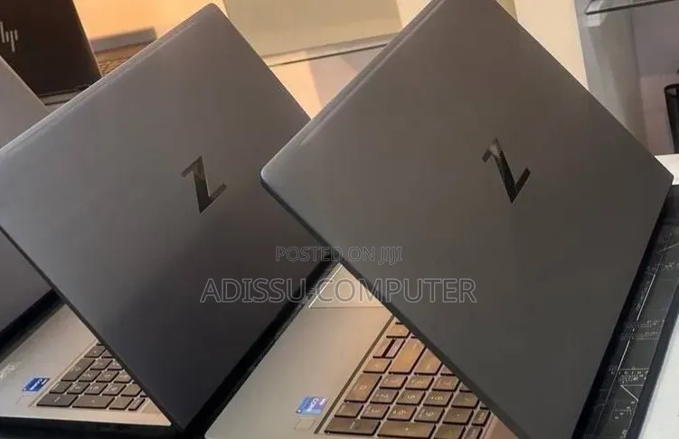 New Laptop HP ZBook Power G7 16GB Intel Core i7 SSD 512GB