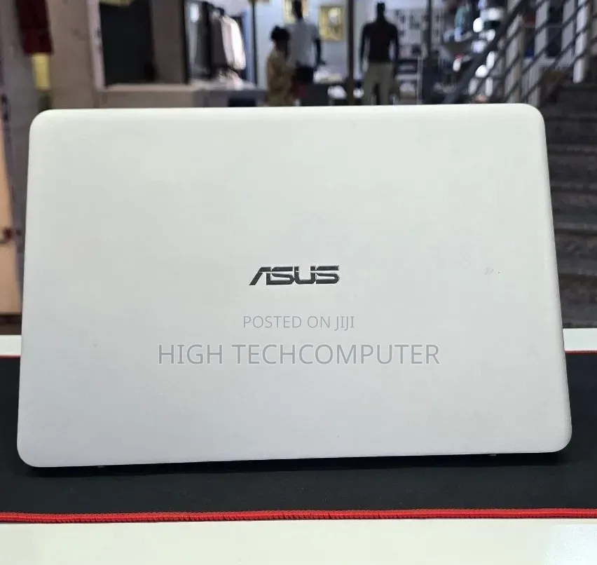 New Laptop Asus 8GB Intel Core i5 SSD 256GB