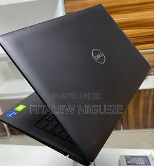 New Laptop Dell 16GB Intel Core i7 SSD 512GB