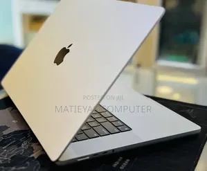 New Laptop Apple MacBook Pro 2021 M1 Max 16GB Apple M1 Max SSD 512GB