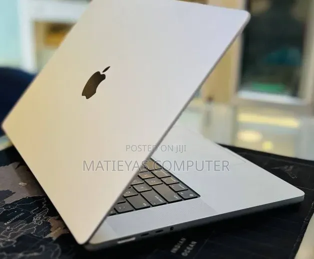 New Laptop Apple MacBook Pro 2021 M1 Max 16GB Apple M1 Max SSD 512GB