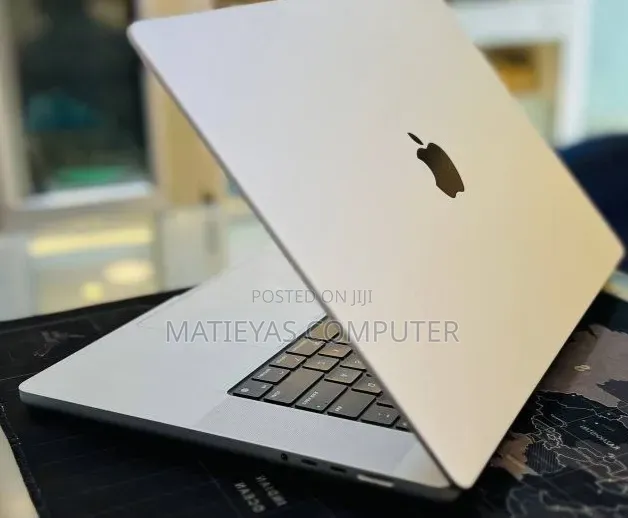New Laptop Apple MacBook Pro 2021 M1 Max 16GB Apple M1 Max SSD 512GB