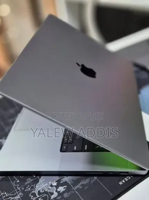 New Laptop Apple MacBook Pro 2021 M1 Max 32GB Apple M1 Max SSD 512GB