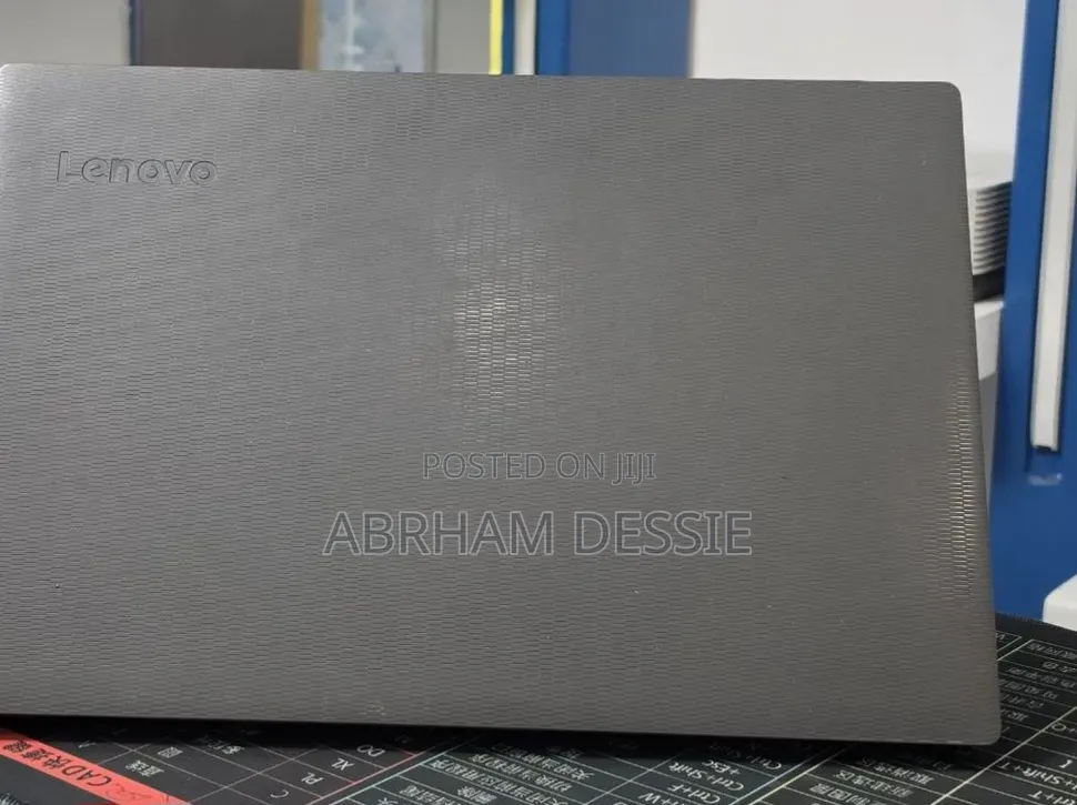 New Laptop Lenovo 8GB Intel Core i3 HDD 1T