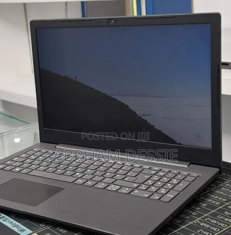 New Laptop Lenovo 8GB Intel Core i3 HDD 1T