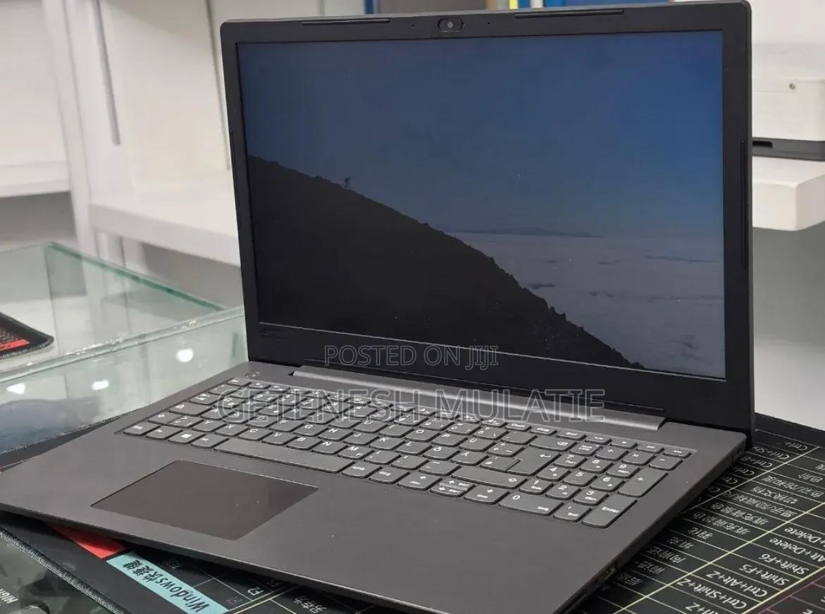 New Laptop Lenovo 8GB HDD 1T