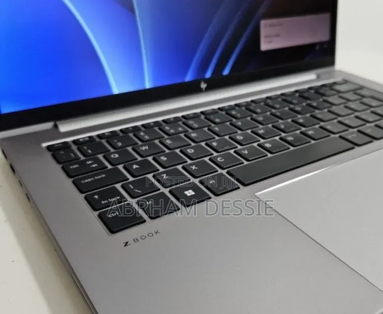 New Laptop HP 16GB Intel Core i5 SSD 512GB