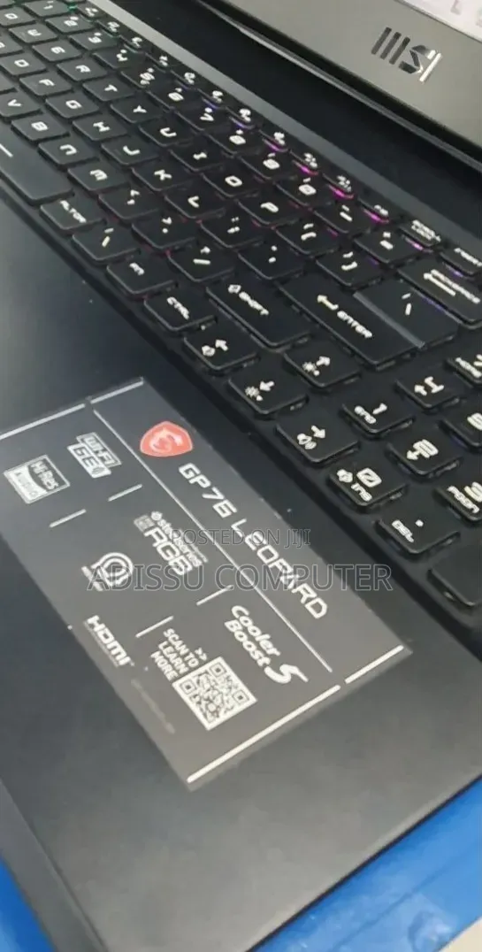 New Laptop MSI GP75 Leopard 16GB Intel Core i7 SSD 640GB