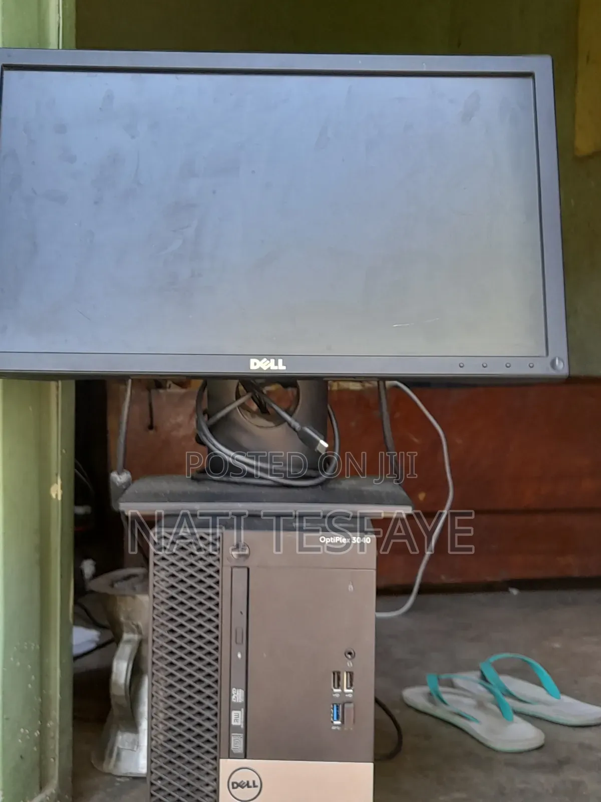 Desktop Computer Dell Optiplex 3040 4GB Intel Core i3 HDD 500GB