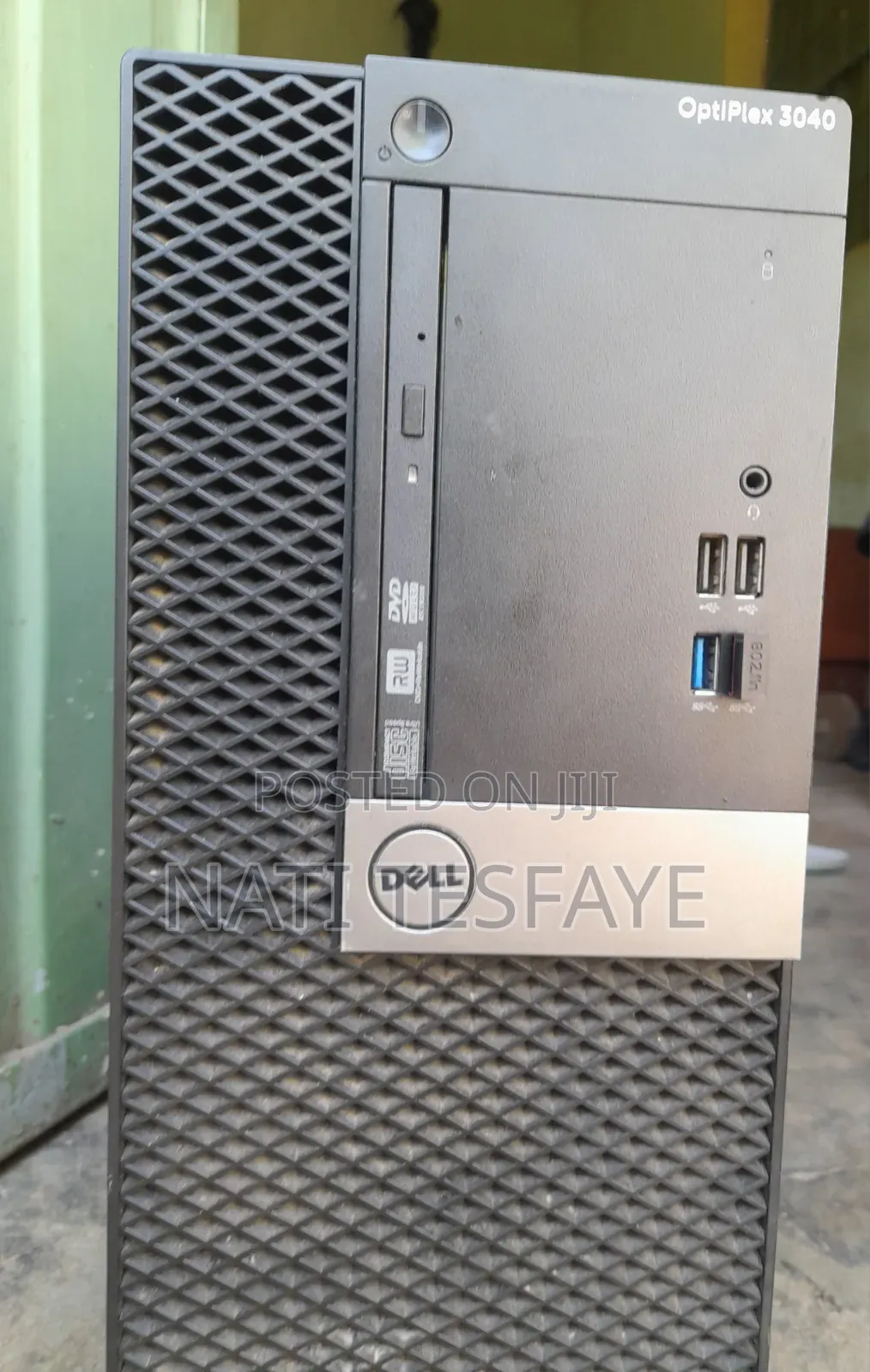 Desktop Computer Dell Optiplex 3040 4GB Intel Core i3 HDD 500GB