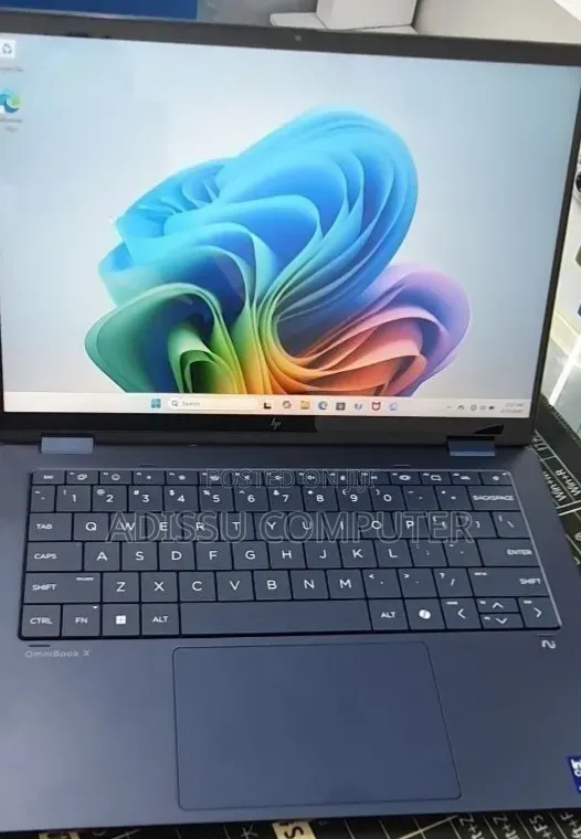 New Laptop HP OmniBook 5 14" 16GB Intel Core Ultra 7 SSD 1T