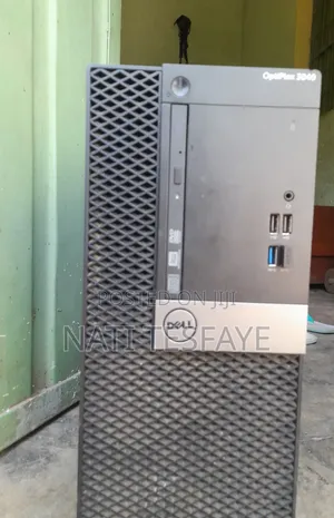 Desktop Computer Dell Optiplex 3040 4GB Intel Core i3 HDD 500GB