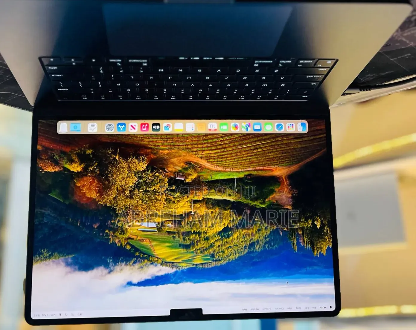 New Laptop Apple MacBook Air 2024 M3 8GB Intel Core M3 SSD 256GB