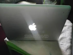 Laptop Apple MacBook Pro 2011 8GB Intel Core i5 HDD 500GB