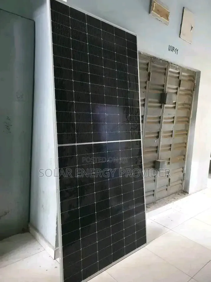 30kw Solar Panel Hybrid Invertor and Lithium Ion Batteries