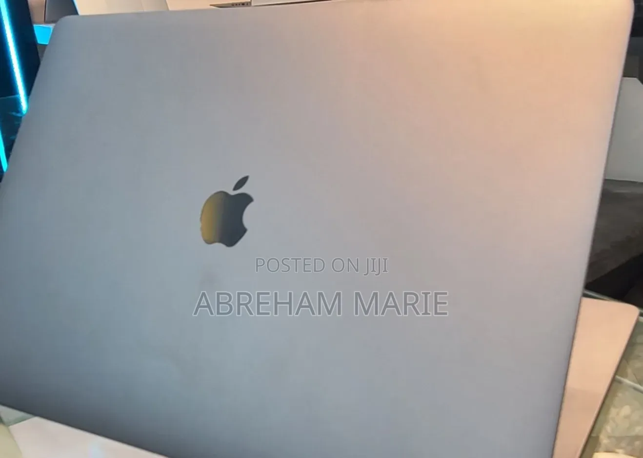 New Laptop Apple MacBook Pro 2019 32GB Intel Core i9 SSD 1T