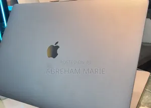 New Laptop Apple MacBook Pro 2019 32GB Intel Core i9 SSD 1T