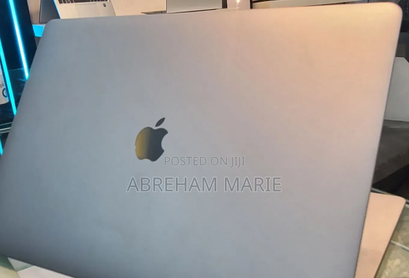 New Laptop Apple MacBook Pro 2019 32GB Intel Core i9 SSD 1T