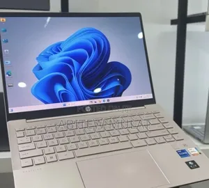 New Laptop HP Pavilion 14 16GB Intel Core i7 SSD 512GB
