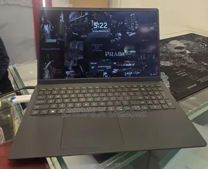 New Laptop Dell Inspiron 15 8GB Intel Core i5 SSD 512GB