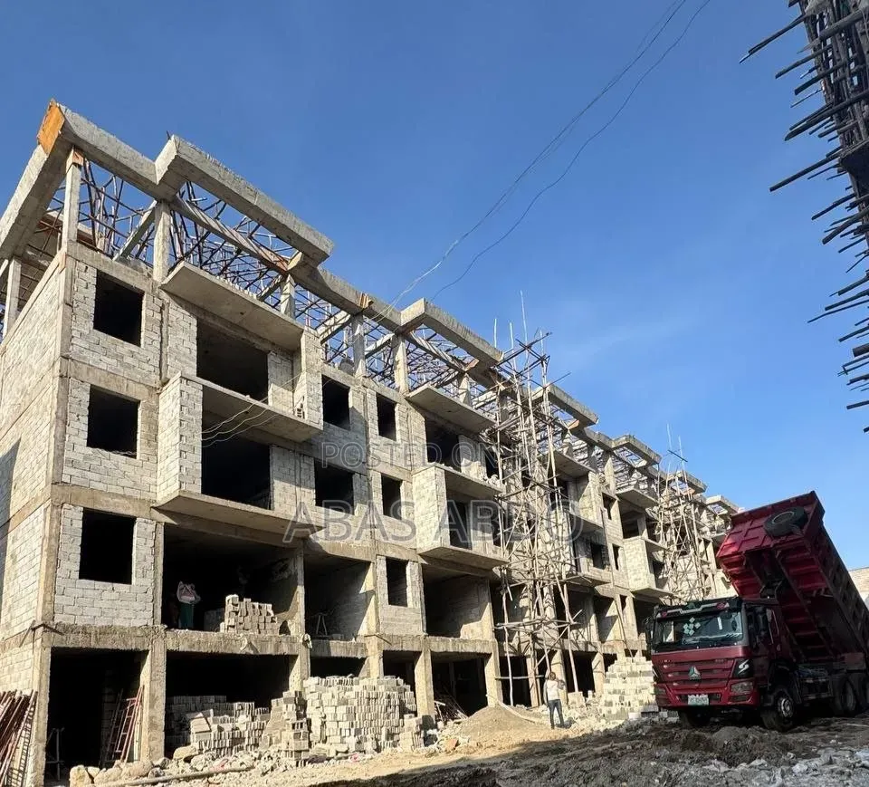 3bdrm Apartment in Metro Realestate, Bole for sale
