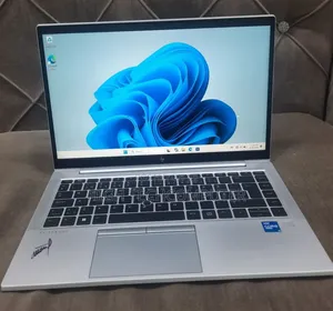New Laptop HP EliteBook 840 G8 16GB Intel Core i5 SSD 512GB