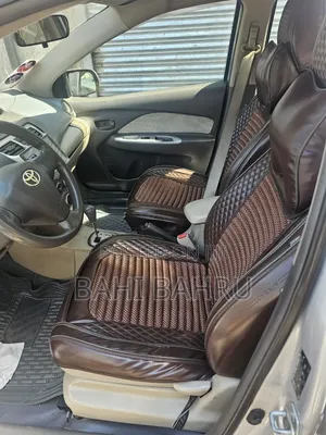 Toyota Yaris 2011 Silver