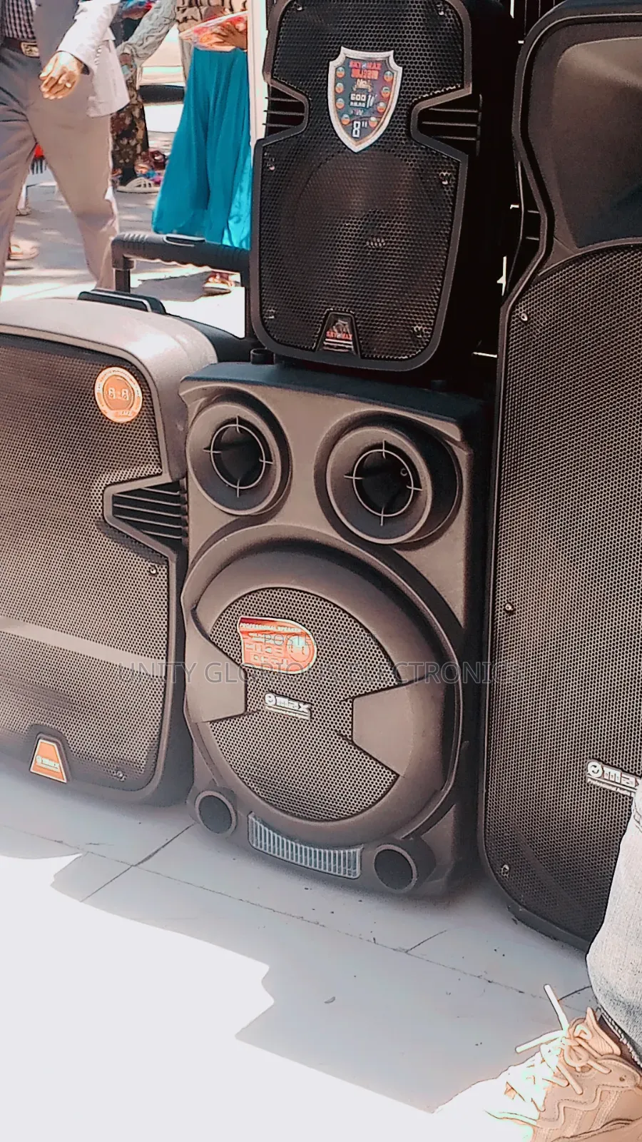 Max Speaker